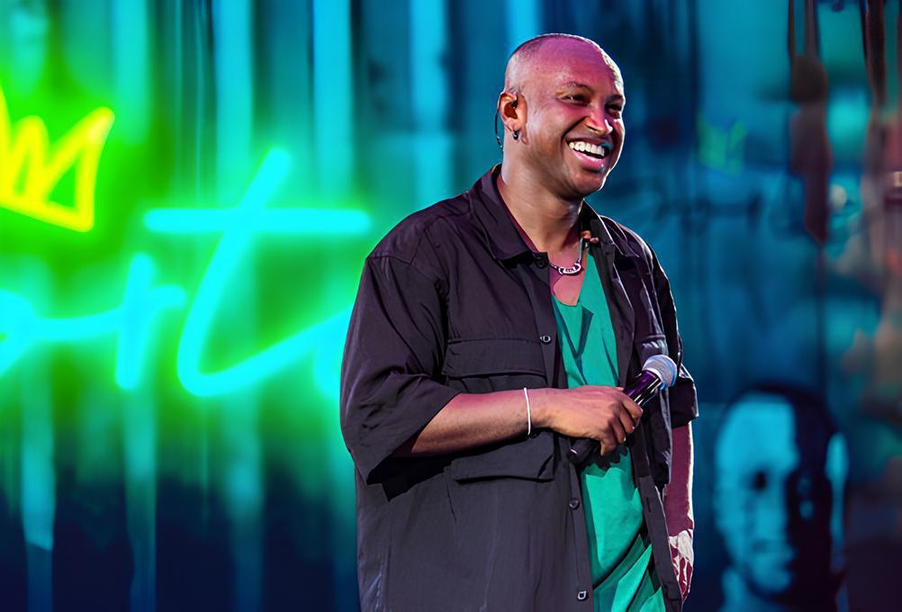 Thiaguinho apresenta nova turnê em Santos, no dia 17 de agosto Thiaguinho apresenta nova turnê em Santos, no dia 17 de agosto