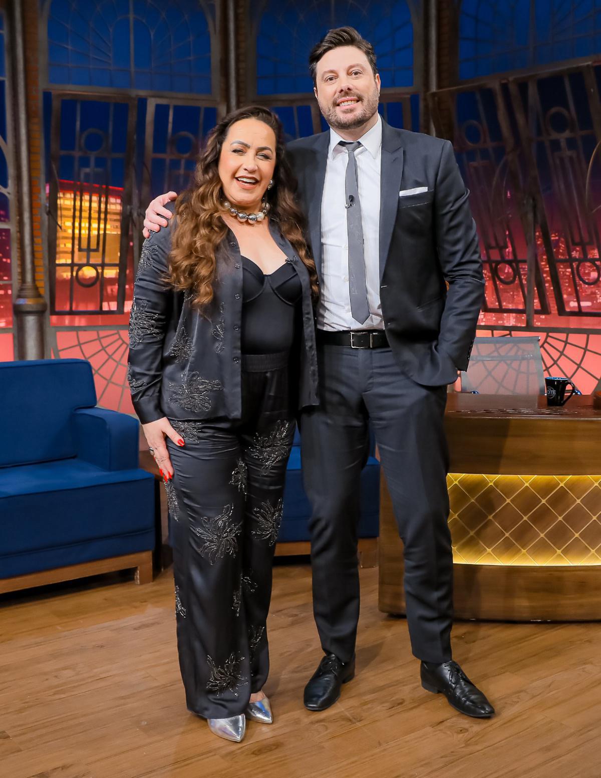 Gina Garcia participa hoje do programa The Noite com Danilo Gentili