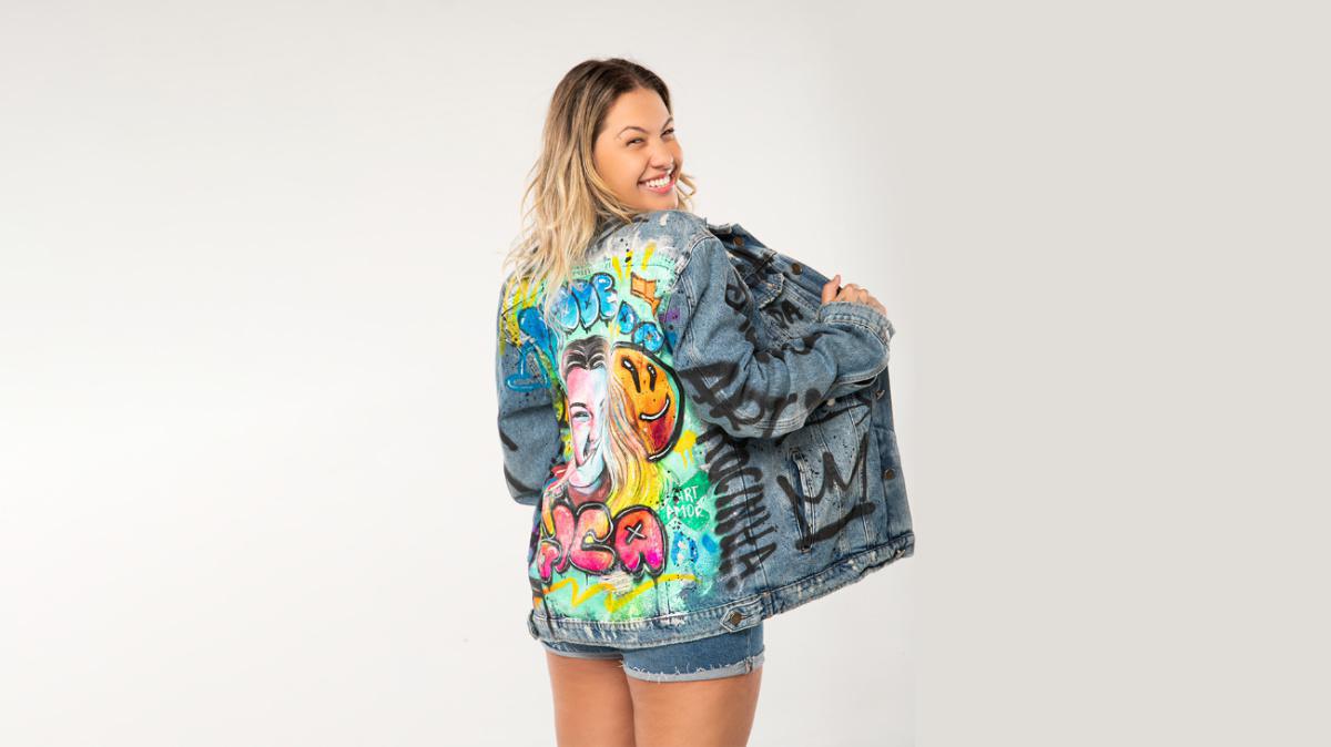 Gica comemora sucesso de nova música e gestão da própria carreira Gica comemora sucesso de nova música e gestão da própria carreira