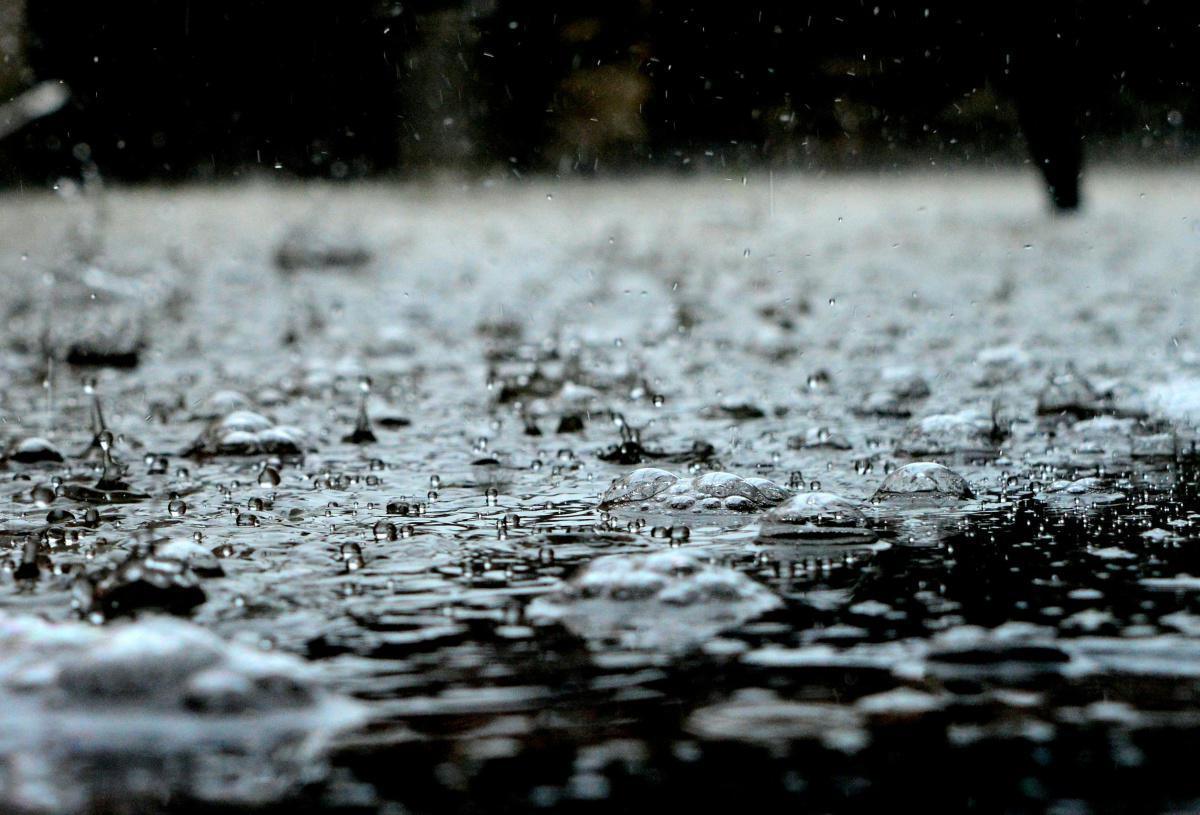 Por que barulho de chuva acalma e ajuda a dormir? Por que barulho de chuva acalma e ajuda a dormir?