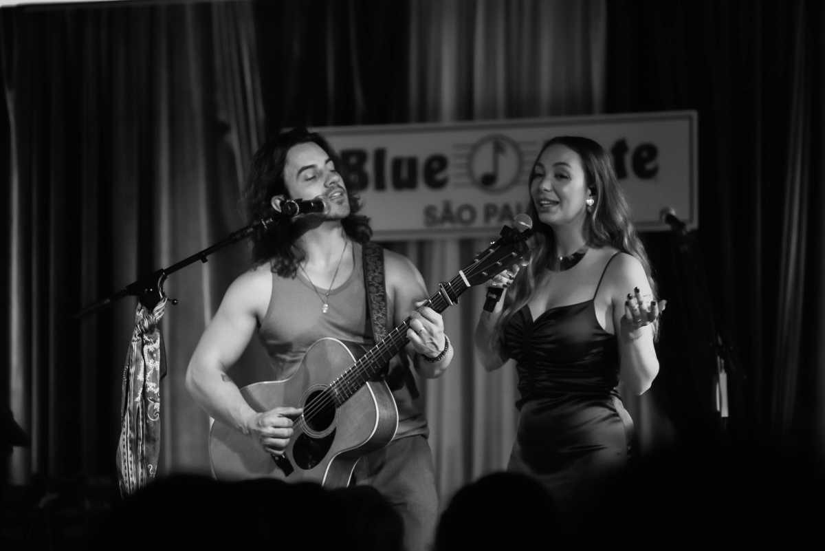 Mar Aberto inicia as comemorações de oito anos de carreira com show em São Paulo Mar Aberto inicia as comemorações de oito anos de carreira com show em São Paulo