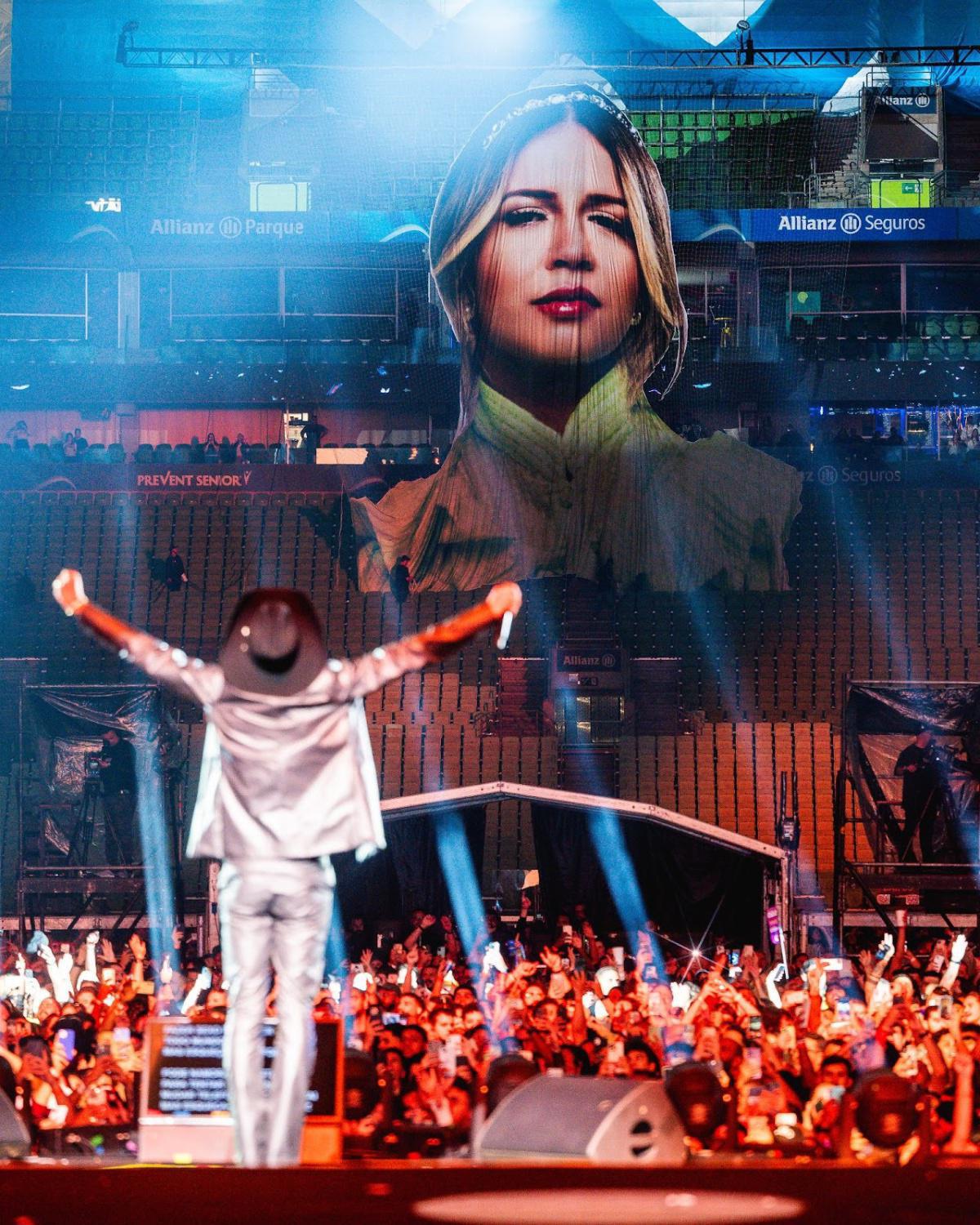 This Is Marília Mendonça celebra a rainha da sofrência com mais de 25 mil fãs em São Paulo This Is Marília Mendonça celebra a rainha da sofrência com mais de 25 mil fãs em São Paulo