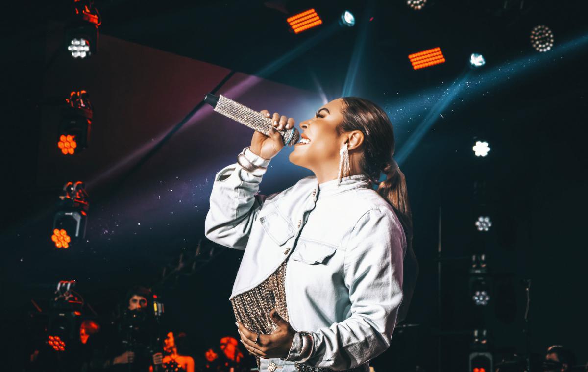 Naiara Azevedo lança segundo EP de "Releituras" Naiara Azevedo lança segundo EP de "Releituras"