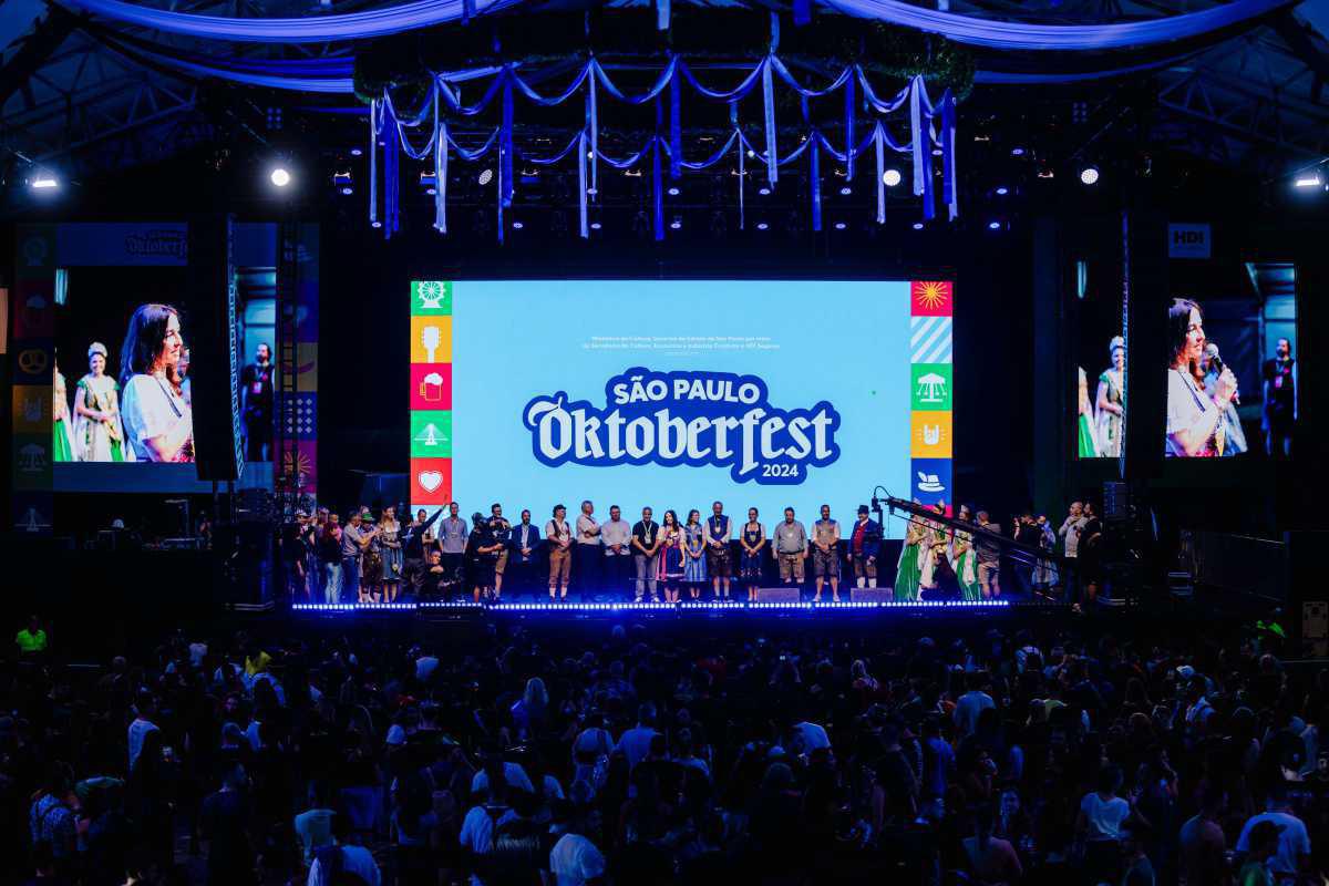 Com Casa Cheia e a Tradicional Sangria do Barril, São Paulo Oktoberfest é Inaugurada com Sucesso: Após Fortes Chuvas, Organização Intensifica Preparativos para a Programação de Hoje  Com Casa Cheia e a Tradicional Sangria do Barril, São Paulo Oktoberfest é Inaugurada com Sucesso: Após Fortes Chuvas, Organização Intensifica Preparativos para a Programação de Hoje