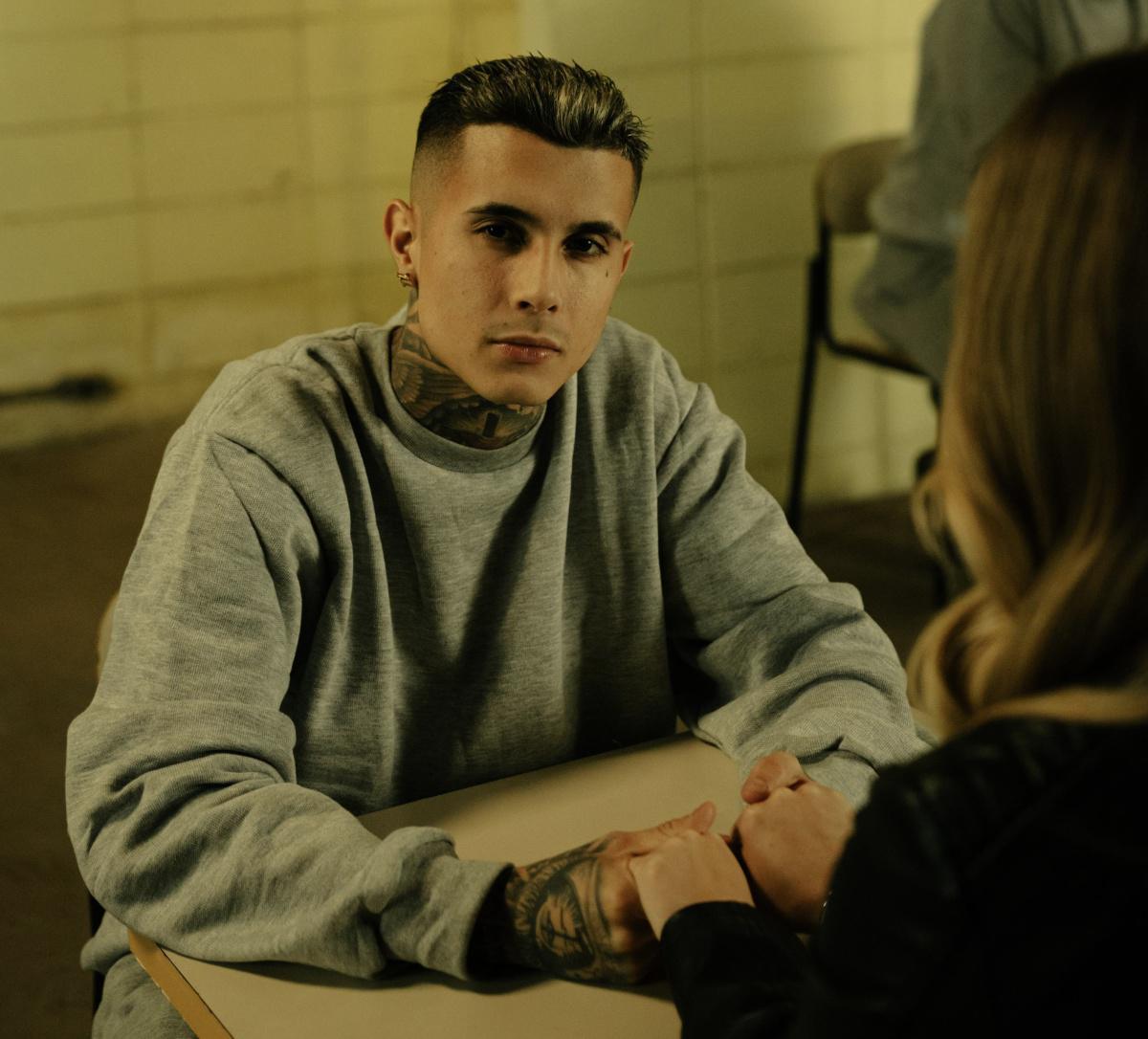 MC Paiva lança envolvente single autoral MC Paiva lança envolvente single autoral