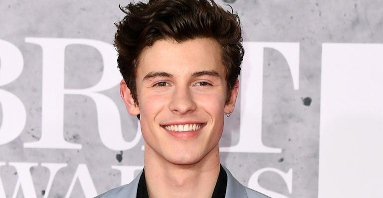 Shawn Mendes desabafa sobre rumores em torno de sua sexualidade: "É realmente assustador Shawn Mendes desabafa sobre rumores em torno de sua sexualidade: "É realmente assustador