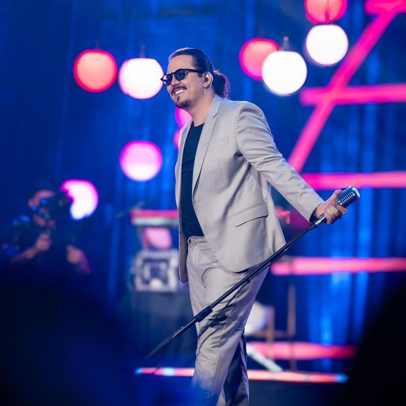 Com investimento milionário e experiência imersiva, Dino Fonseca grava em Goiânia DVD que resgata os melhores momentos dos anos 80 Com investimento milionário e experiência imersiva, Dino Fonseca grava em Goiânia DVD que resgata os melhores momentos dos anos 80