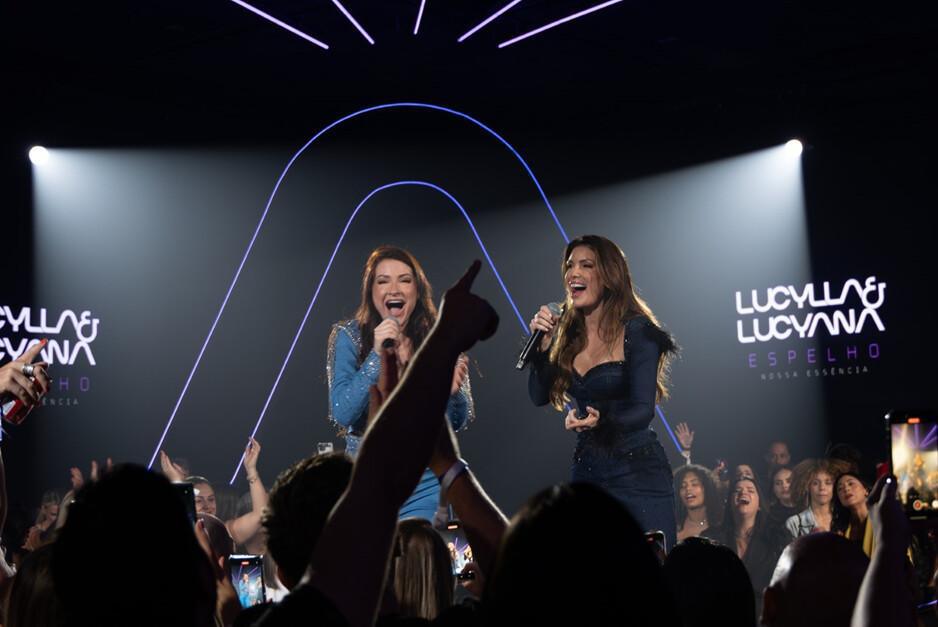 Lucylla & Lucyana anunciam data para a primeira etapa de lançamento do DVD "Espelho - Nossa Essência" Lucylla & Lucyana anunciam data para a primeira etapa de lançamento do DVD "Espelho - Nossa Essência"