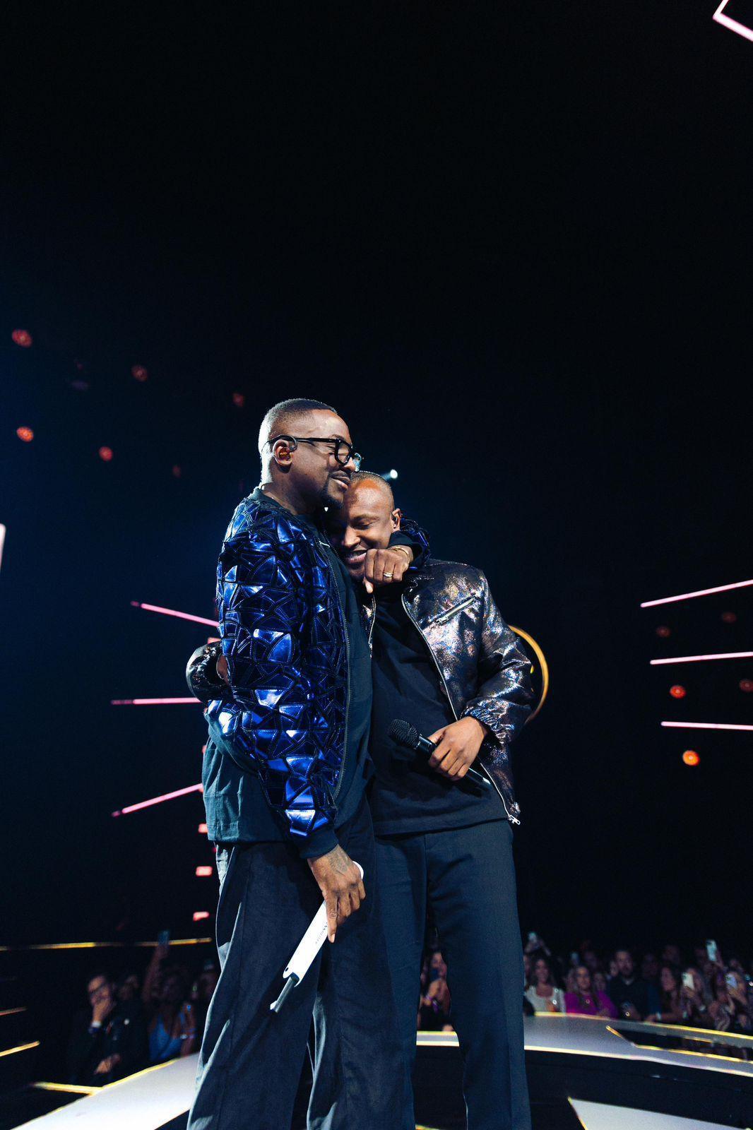 Mumuzinho lança segundo volume do DVD "Conectado" com parceria com Thiaguinho nesta quinta-feira Mumuzinho lança segundo volume do DVD "Conectado" com parceria com Thiaguinho nesta quinta-feira