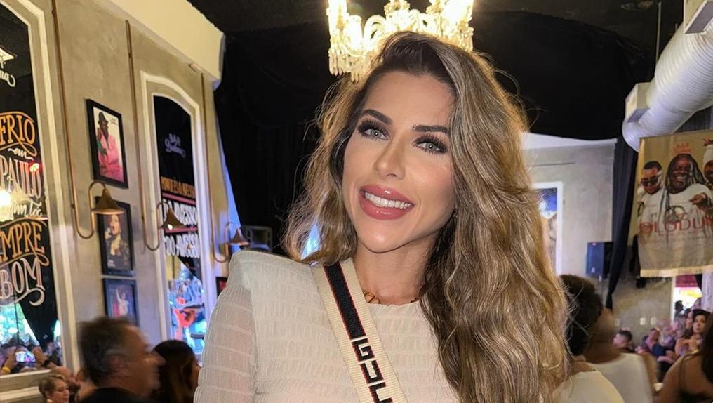 Ana Paula Minerato é desligada da Band FM após falas racistas Ana Paula Minerato é desligada da Band FM após falas racistas