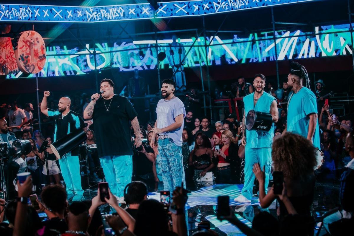 Com participação do Menos é Mais, Dilsinho dá start nos lançamentos do "Pagode do Diferentão 2" Com participação do Menos é Mais, Dilsinho dá start nos lançamentos do "Pagode do Diferentão 2"