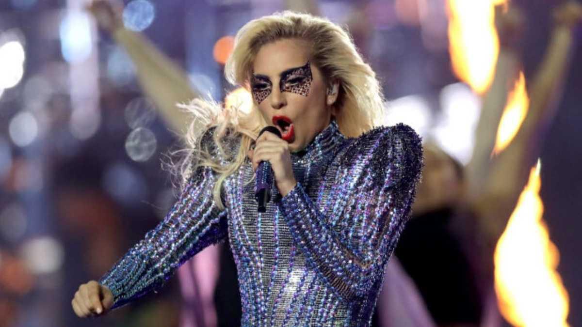 Lady Gaga promete show de mais de 2h30 em Copacabana! Lady Gaga promete show de mais de 2h30 em Copacabana!
