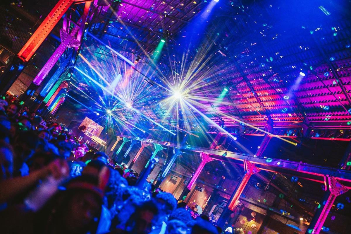 Auê 2025 anuncia line up com Ludmilla, Gloria Groove, Belo, entre outras atrações Auê 2025 anuncia line up com Ludmilla, Gloria Groove, Belo, entre outras atrações