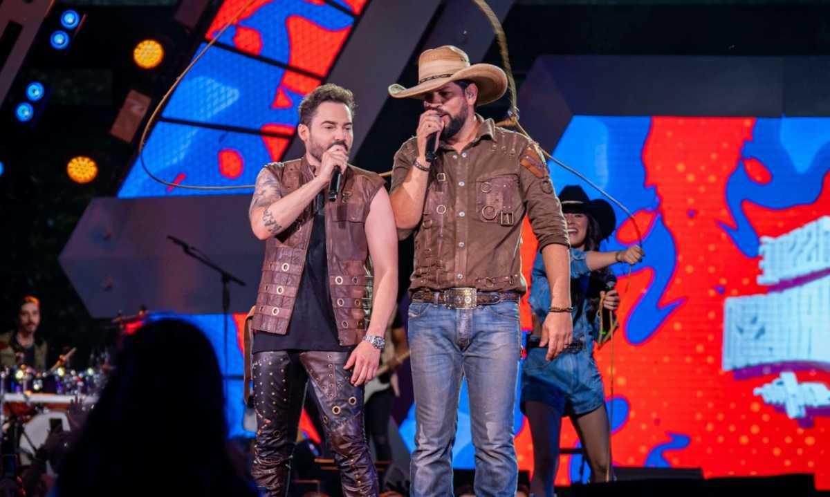 Churrasco On Fire, com Fernando & Sorocaba, agita Bertioga neste sábado (21) Churrasco On Fire, com Fernando & Sorocaba, agita Bertioga neste sábado (21)