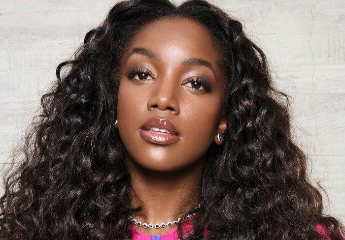 Iza revela que Yuri Lima se mudou para o Rio para ficar 24h com a filha Iza revela que Yuri Lima se mudou para o Rio para ficar 24h com a filha