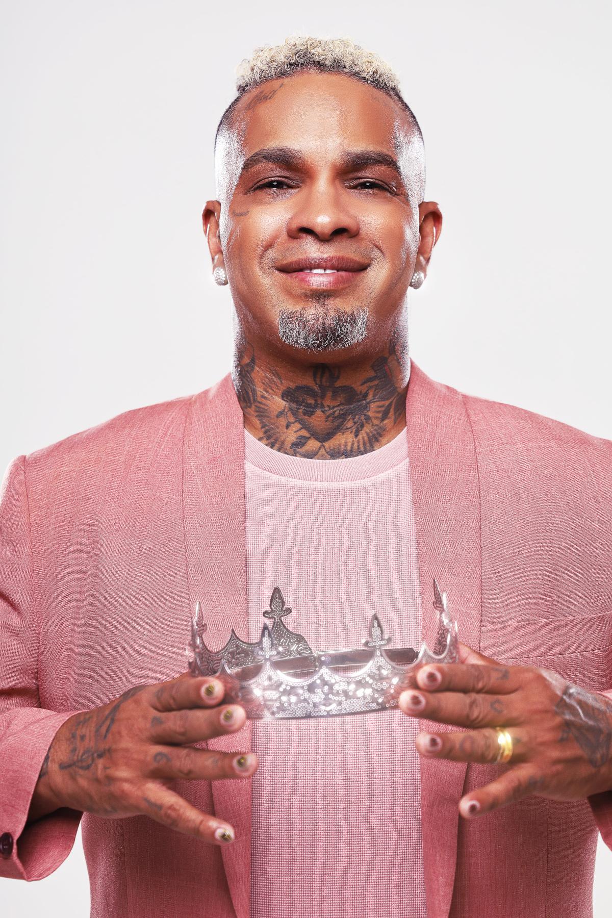 Rodriguinho celebra sua trajetória com show "Rodriguinho Acústico" no Teatro Bradesco Rodriguinho celebra sua trajetória com show "Rodriguinho Acústico" no Teatro Bradesco