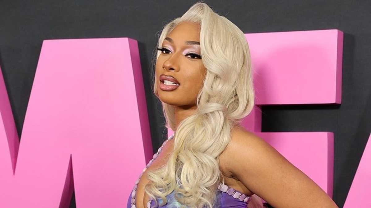 Justiça dos EUA emite ordem de restrição contra homem que atirou em Megan Thee Stallion