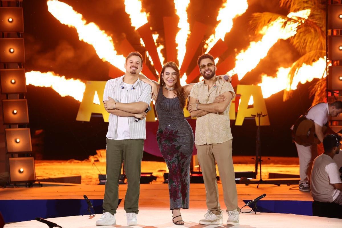 Araguaia: Naiara Azevedo dá início aos lançamentos do projeto ao lado de Clayton & Romário Araguaia: Naiara Azevedo dá início aos lançamentos do projeto ao lado de Clayton & Romário