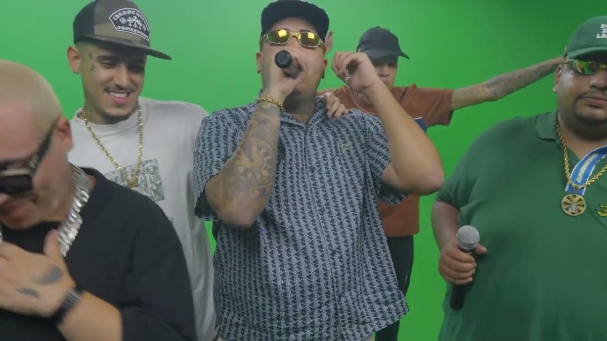 The Box Medley Funk 5 - MC PH, MC Leozinho Zs, MC Pikachu, MC Lele Jp, MC Don Juan e DJ Felipe Maia - Música e Letra The Box Medley Funk 5 - MC PH, MC Leozinho Zs, MC Pikachu, MC Lele Jp, MC Don Juan e DJ Felipe Maia - Música e Letra