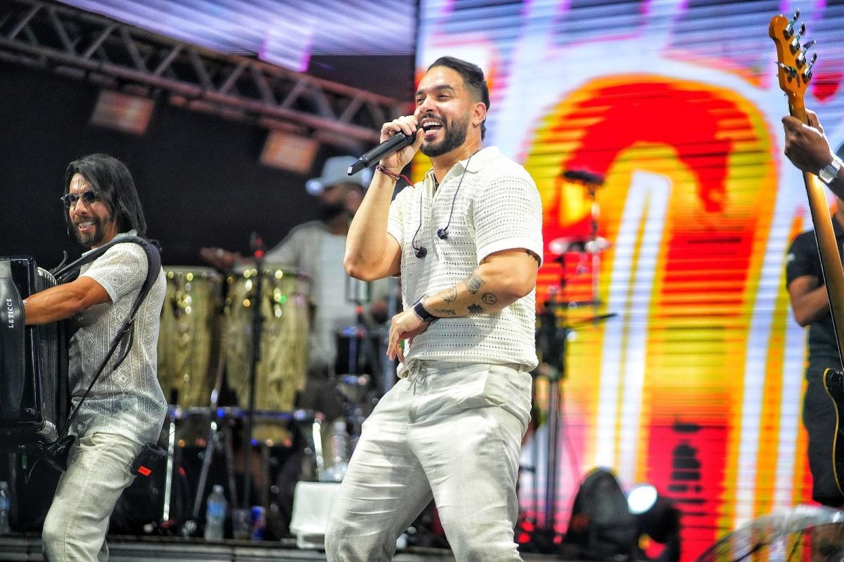 Henry Freitas é a principal atração do "Viva Bonfim" Henry Freitas é a principal atração do "Viva Bonfim"
