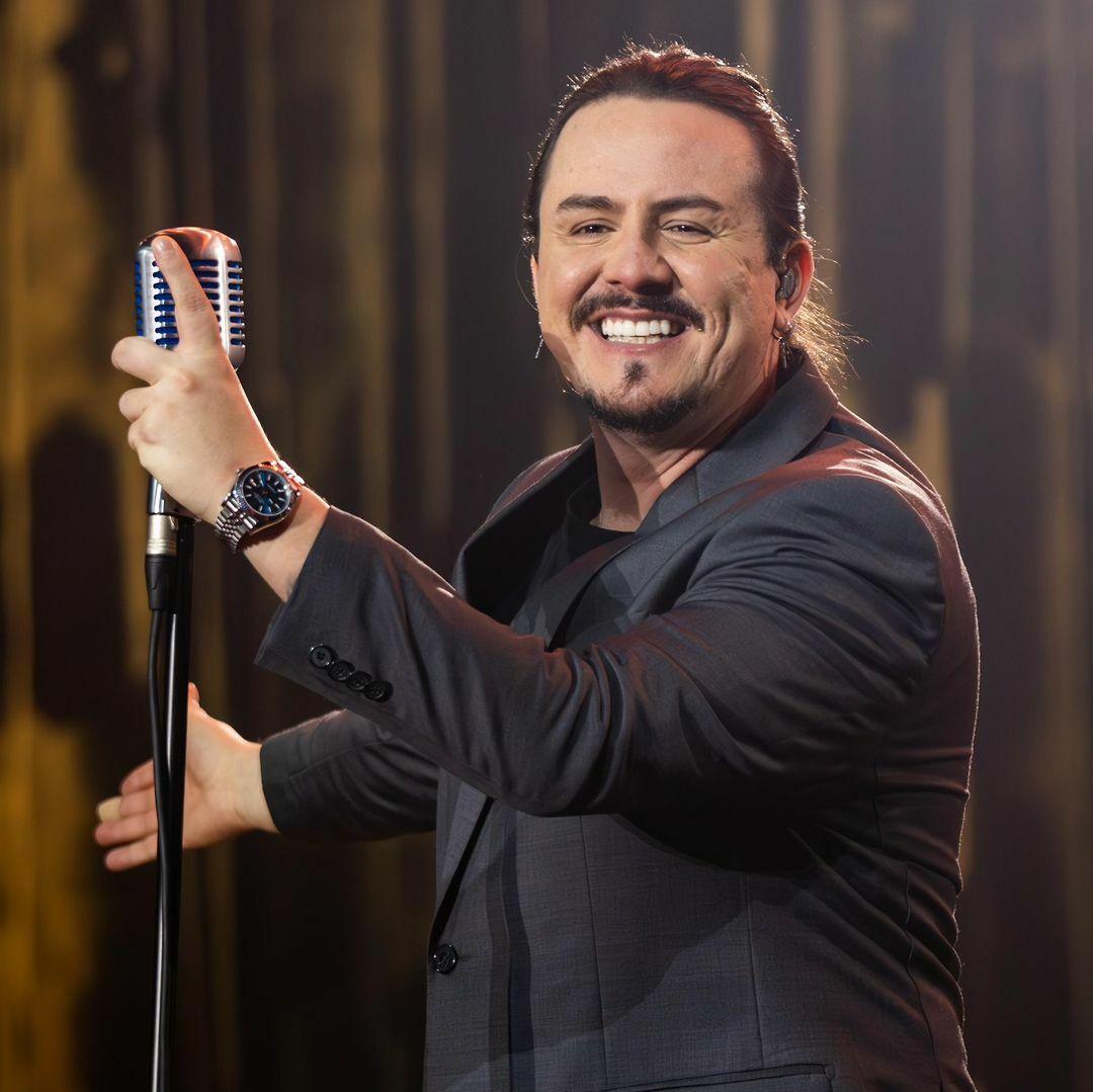 Dino Fonseca anuncia cruzeiro musical para 2025 Dino Fonseca anuncia cruzeiro musical para 2025