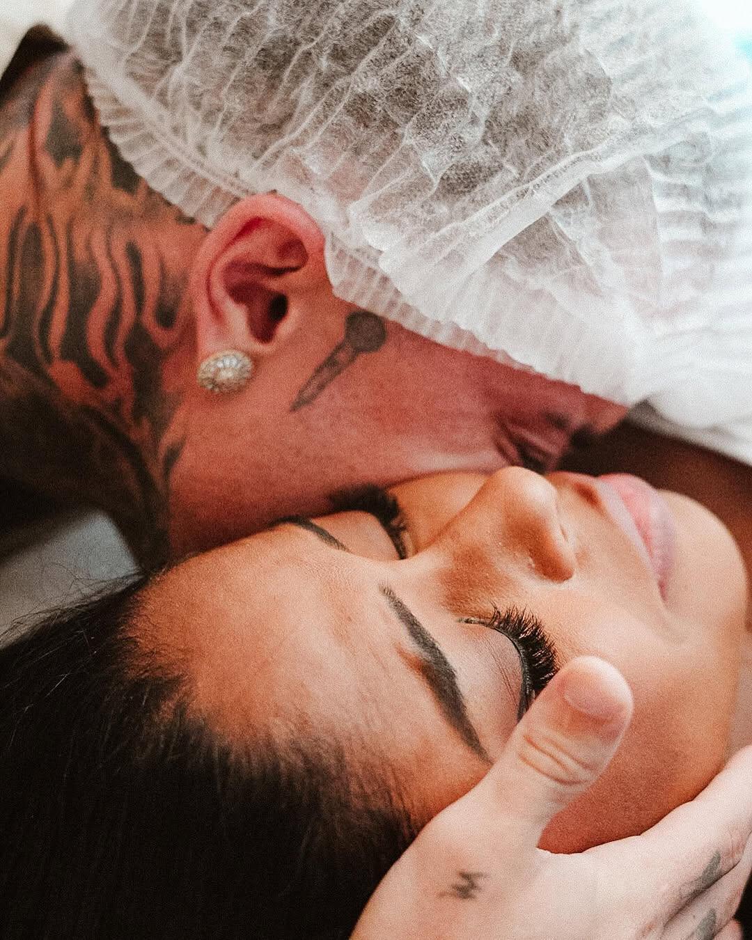 Nasce o primeiro filho de MC Daniel e Lorena Maria no Rio de Janeiro