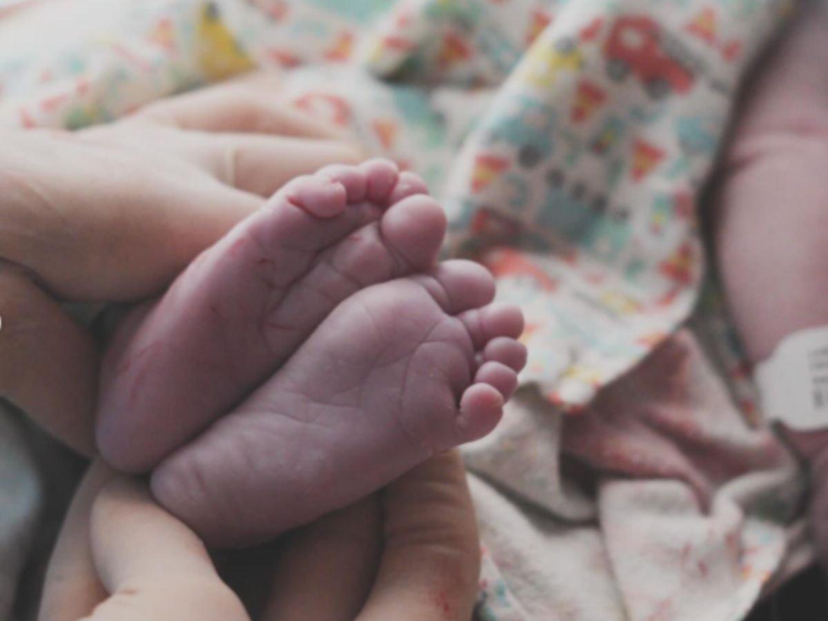 Primeira foto de Rás, filho de MC Daniel e Lorena Maria, encanta fãs