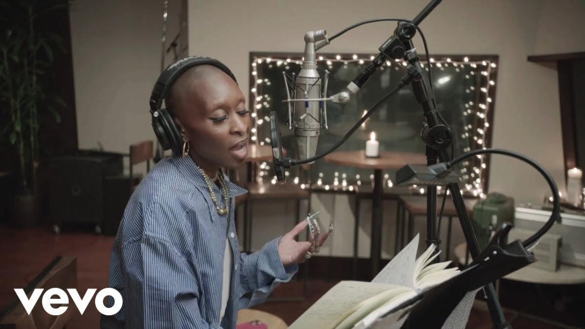 Replay - Cynthia Erivo - Música, Letra e Tradução