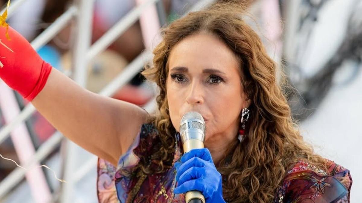 Amizade abalada? Scheila Carvalho deixa de seguir Daniela Mercury após polêmica com Tony Salles