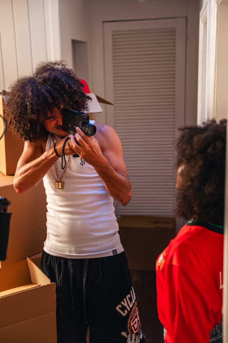 L7nnon Lança Single "Sem Foto" nas Plataformas Digitais L7nnon Lança Single "Sem Foto" nas Plataformas Digitais