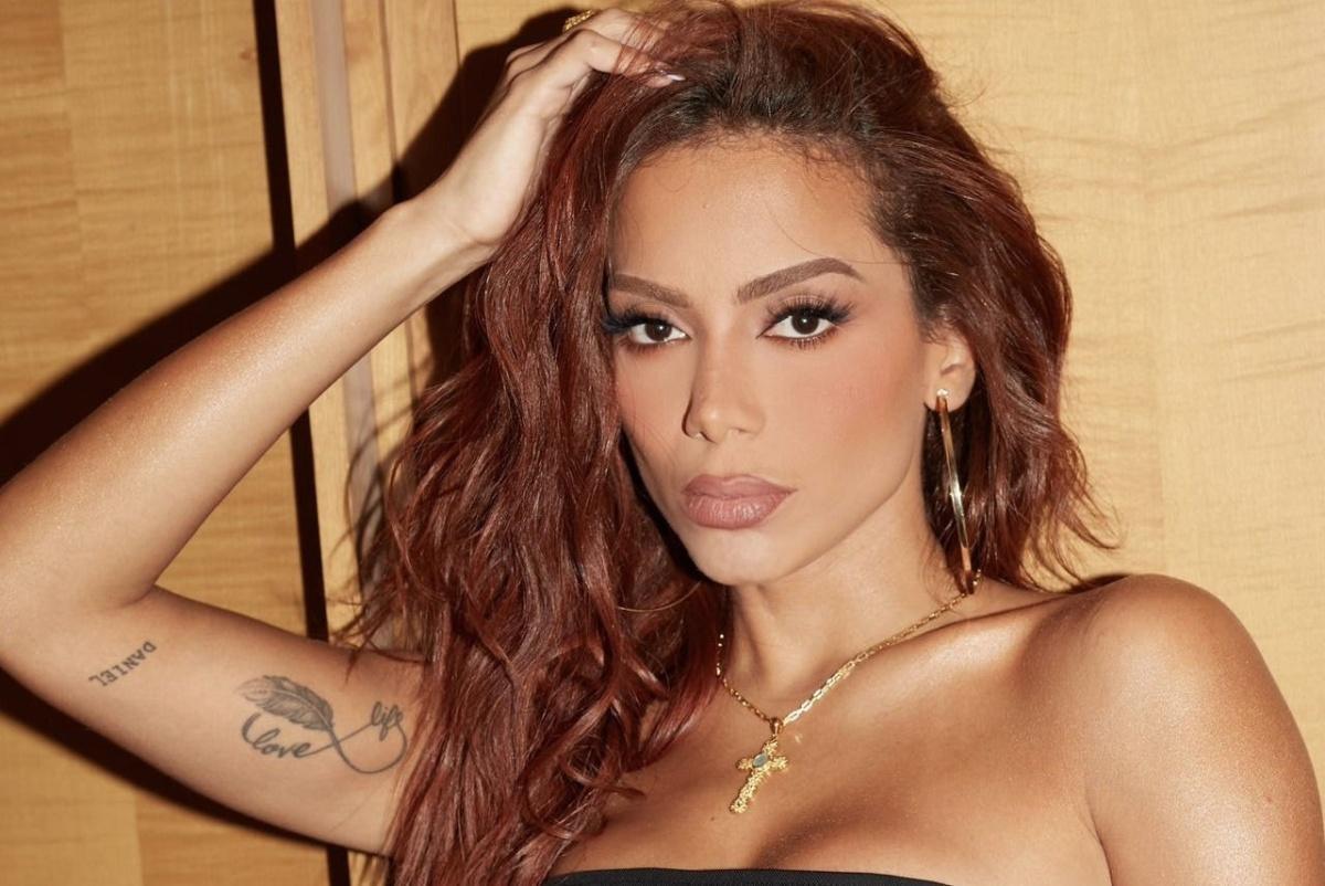 Show cancelado no Coachella: Anitta se pronuncia sobre o ocorrido
