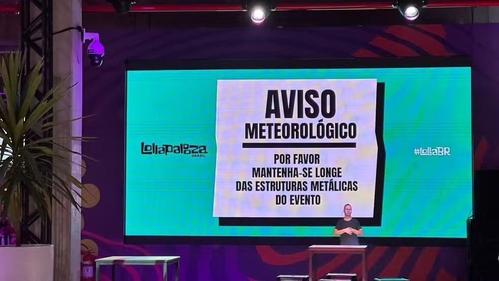 Lollapalooza enfrenta mudanças na programação por tempestades Lollapalooza enfrenta mudanças na programação por tempestades