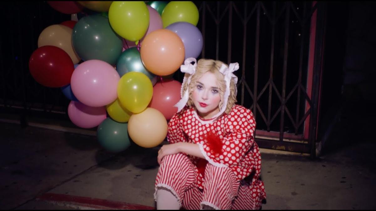 Pity Party - Lydia Night - Música, Letra e Tradução