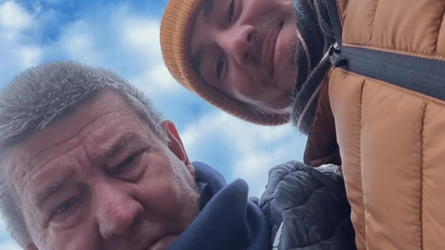 Cantor Vitor Kley comunica falecimento do pai aos 66 anos e presta homenagem nas redes Cantor Vitor Kley comunica falecimento do pai aos 66 anos e presta homenagem nas redes