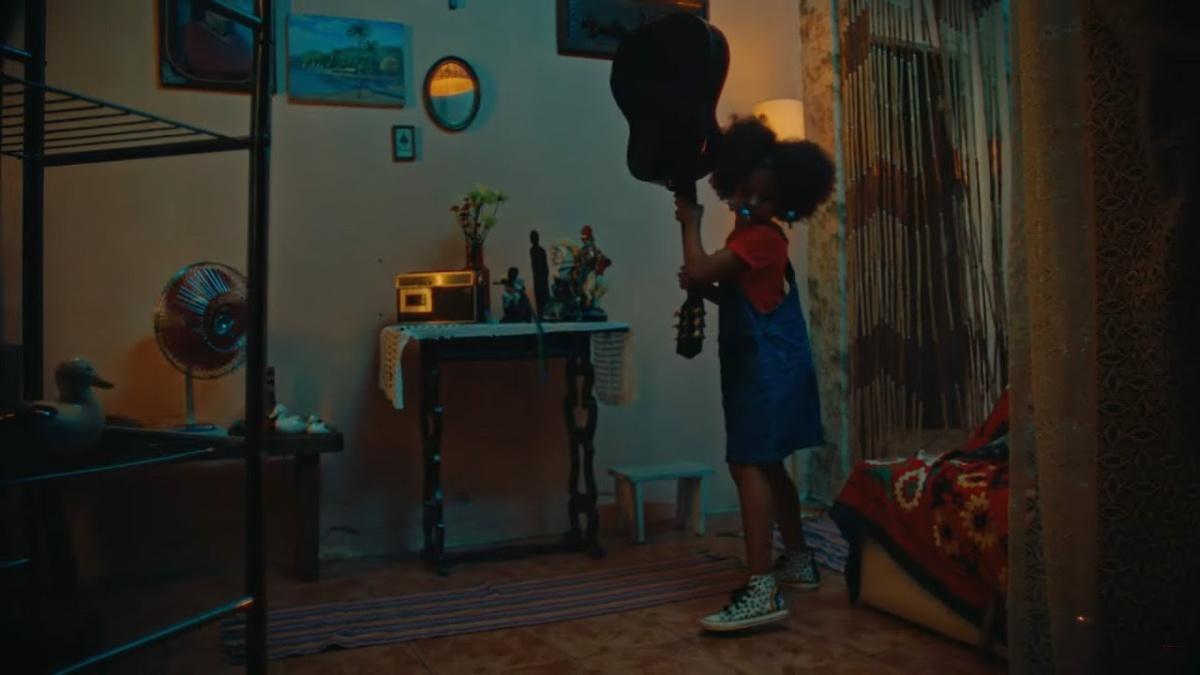 Eu Gosto Assim - Josyara - Música e Letra
