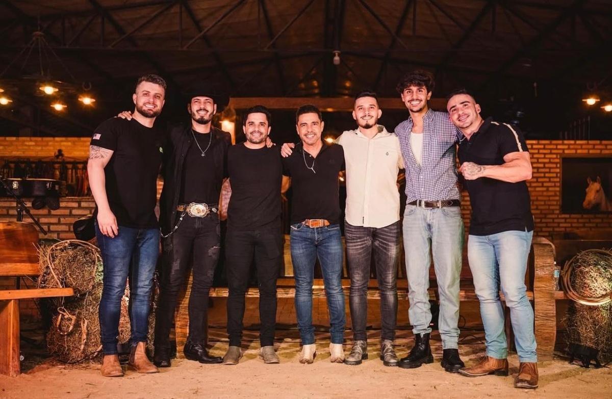 Pedro Paulo e Alex inauguram filial da Roça Music no Mato Grosso do Sul