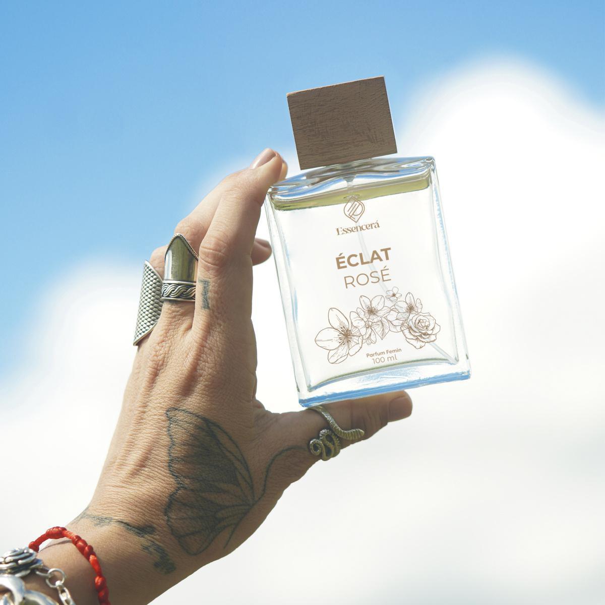 Essencerá: Lauana Prado e Tati Dias lançam marca de cosméticos que celebra o autocuidado com linha de perfumes Essencerá: Lauana Prado e Tati Dias lançam marca de cosméticos que celebra o autocuidado com linha de perfumes