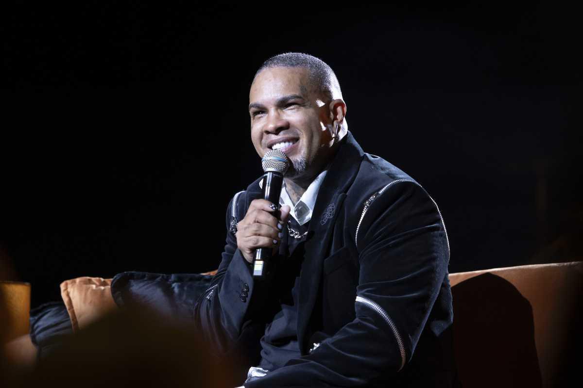 Rodriguinho revela seu lado mais intimista e lança o primeiro single de 'Rodriguinho Acústico" Rodriguinho revela seu lado mais intimista e lança o primeiro single de 'Rodriguinho Acústico"