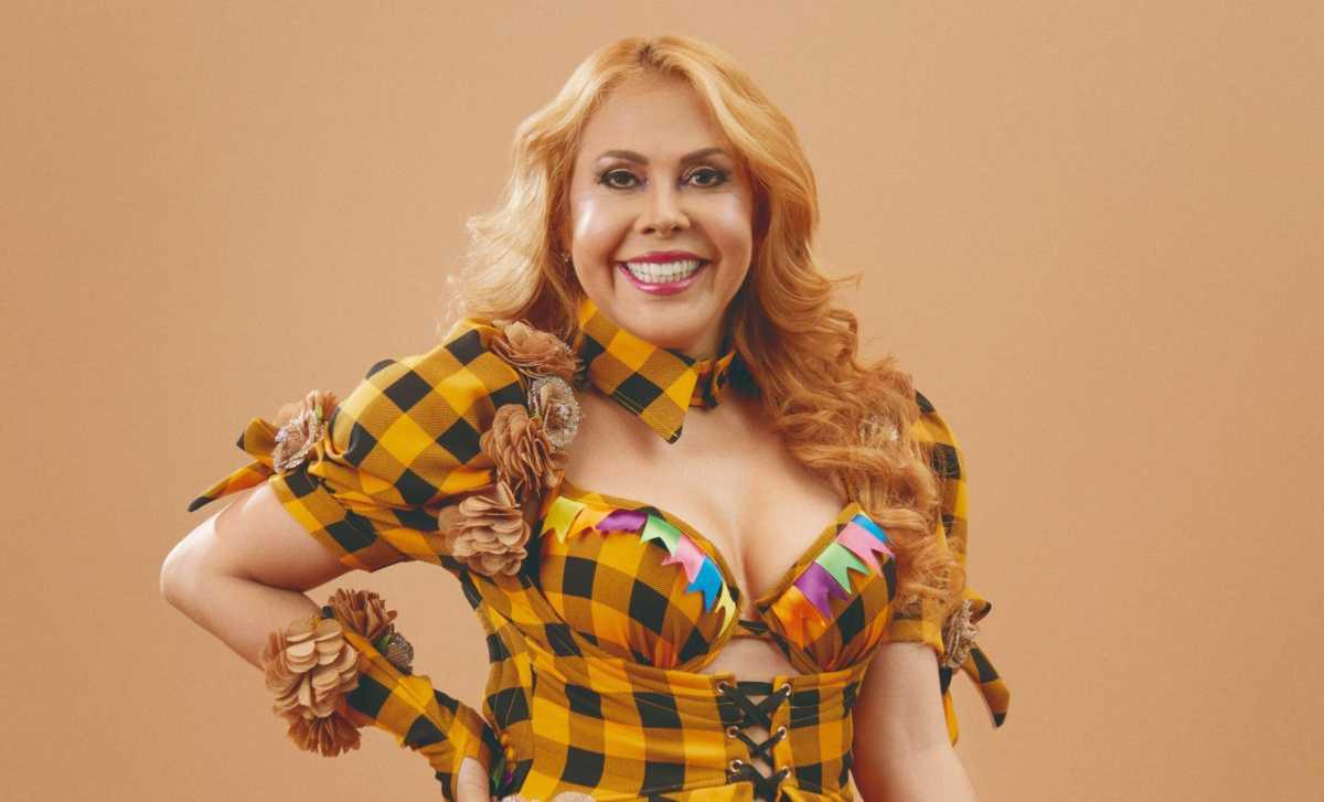 Após parar no hospital com infecção urinária, Joelma atualiza estado de saúde Após parar no hospital com infecção urinária, Joelma atualiza estado de saúde