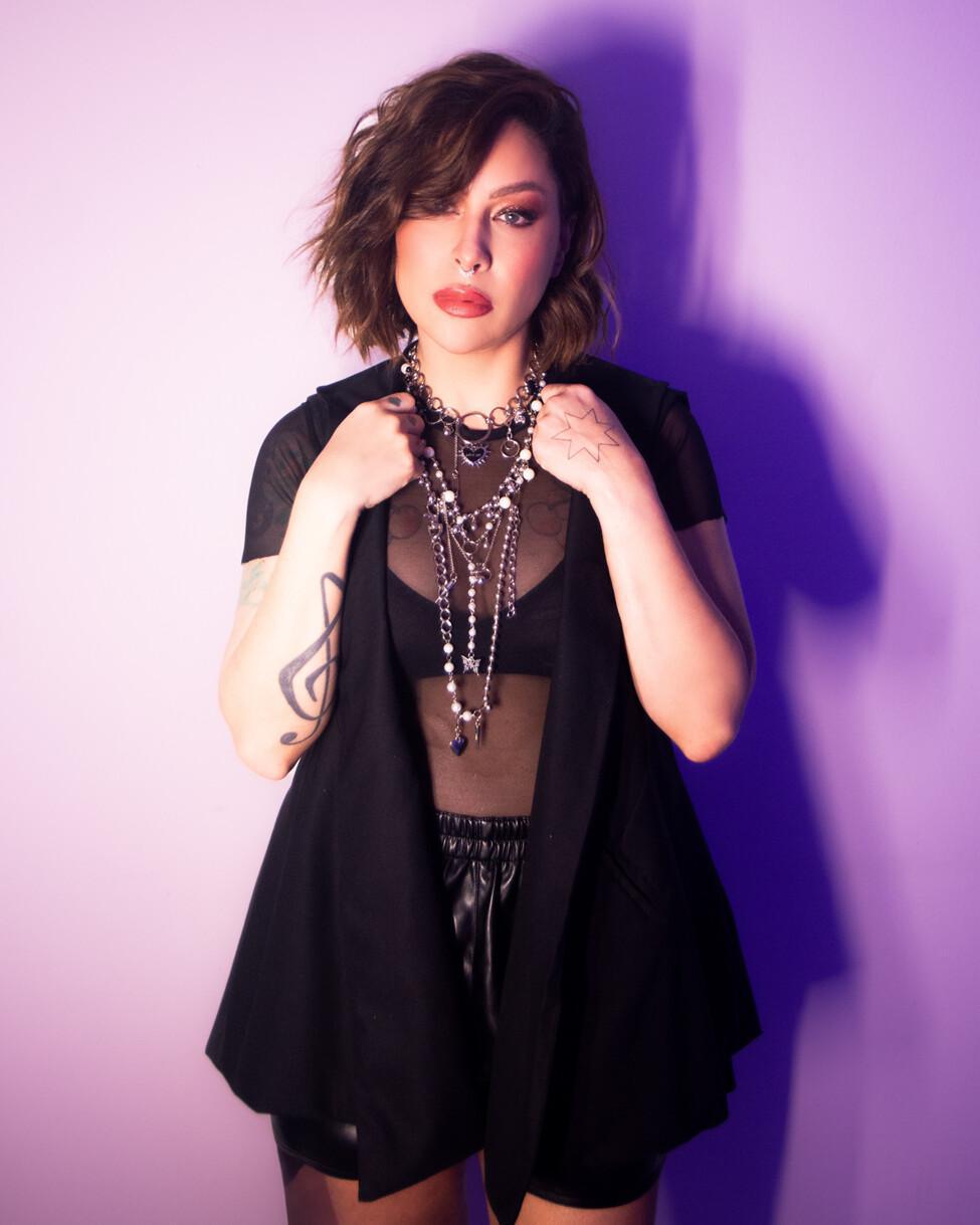 Pitty lança curta documental sobre tempos e movimentos Pitty lança curta documental sobre tempos e movimentos