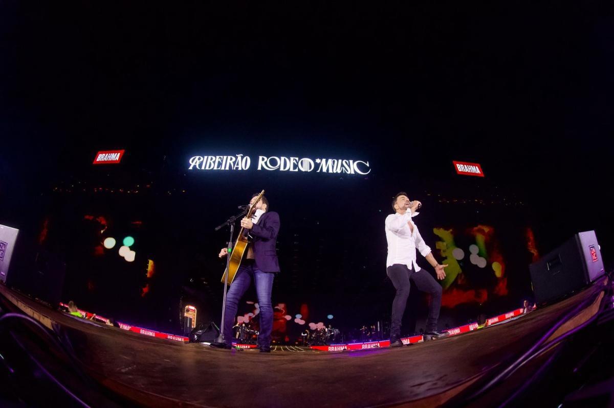 Com ingressos esgotados, Zezé Di Camargo e Luciano fazem show inesquecível no Ribeirão Rodeo Music Com ingressos esgotados, Zezé Di Camargo e Luciano fazem show inesquecível no Ribeirão Rodeo Music