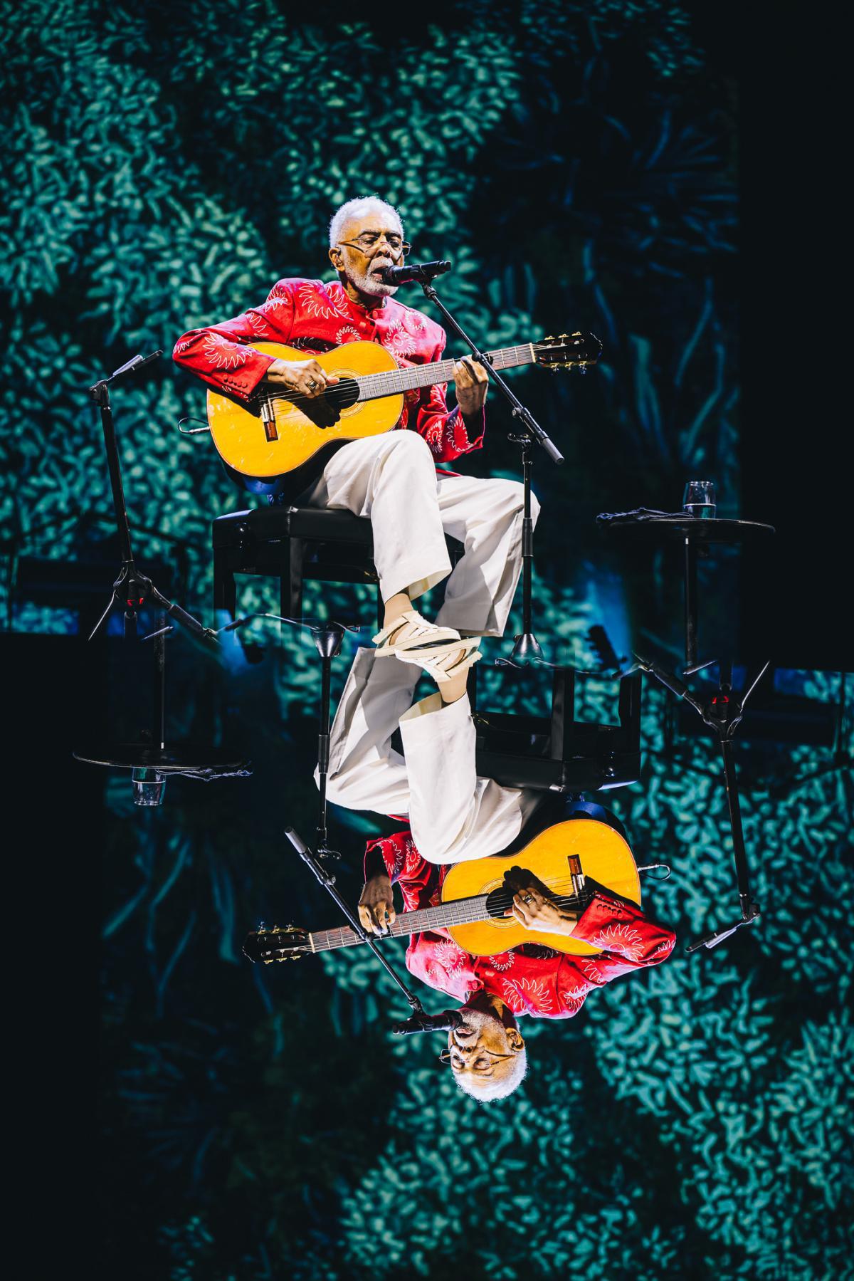 Gilberto Gil celebra sua última turnê em alto-mar com o Navio Tempo Rei Gilberto Gil celebra sua última turnê em alto-mar com o Navio Tempo Rei