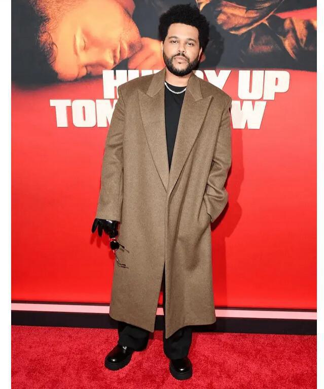 Estreia mundial de “Hurry Up Tomorrow” reúne The Weeknd, Jenna Ortega e Barry Keoghan