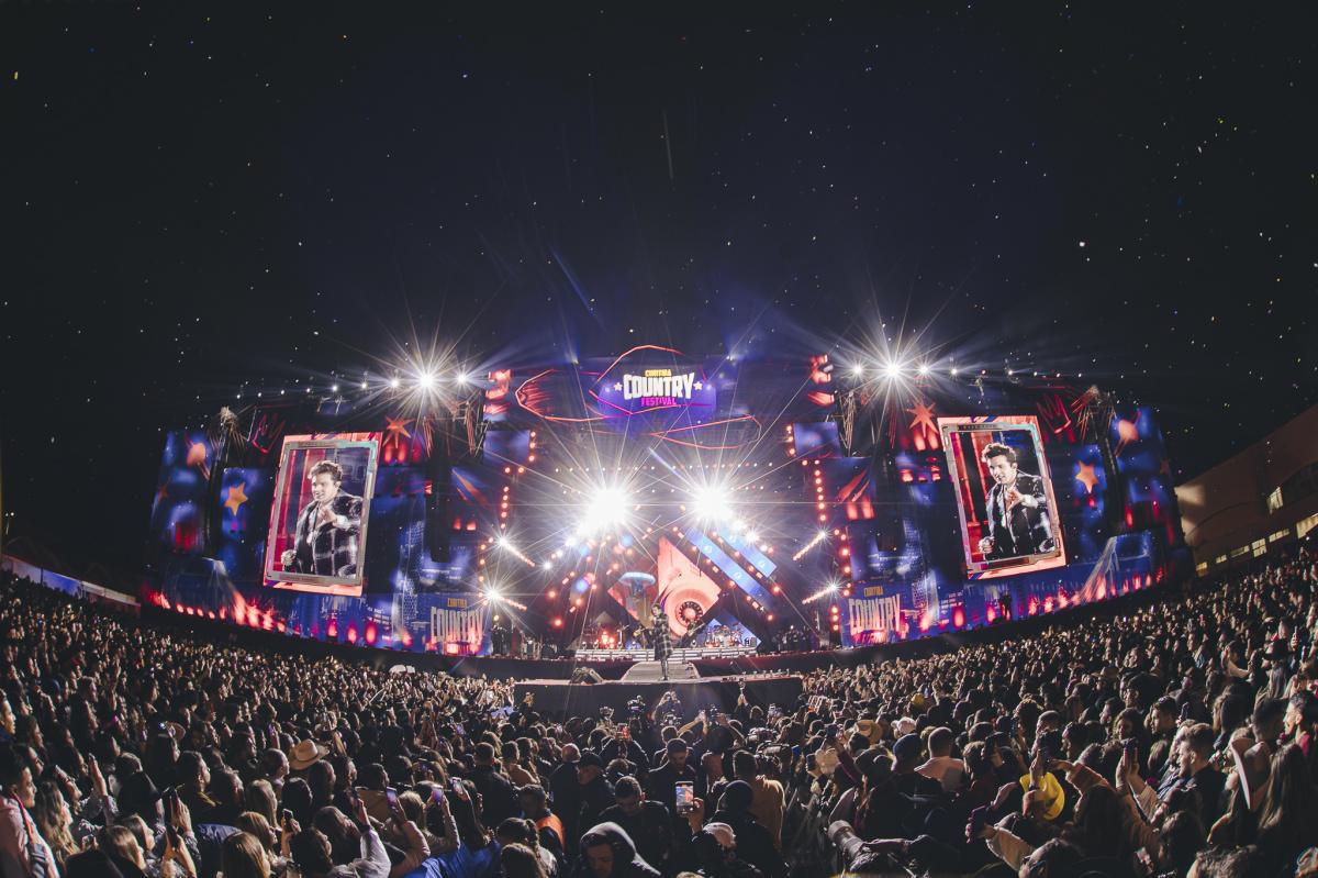Luan Santana apresentará show de nova turnê no Curitiba Country Festival Luan Santana apresentará show de nova turnê no Curitiba Country Festival