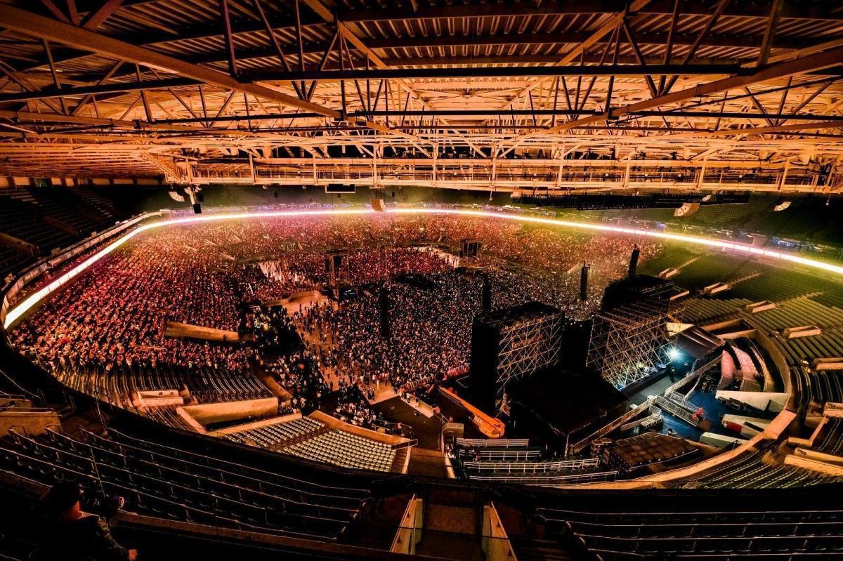Rooftop no Allianz Parque ainda tem ingressos para aguardados shows de Henrique & Juliano