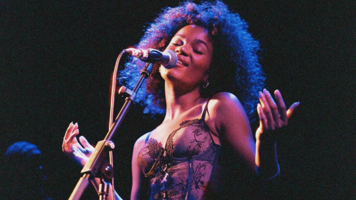 Agnes Nunes faz talkshow ‘Me Cante Uma História’ neste sábado em SP 