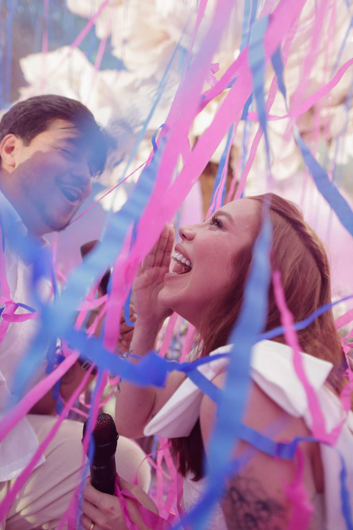 Julliany Souza e Léo Brandão celebram chá revelação dos gêmeos Julliany Souza e Léo Brandão celebram chá revelação dos gêmeos