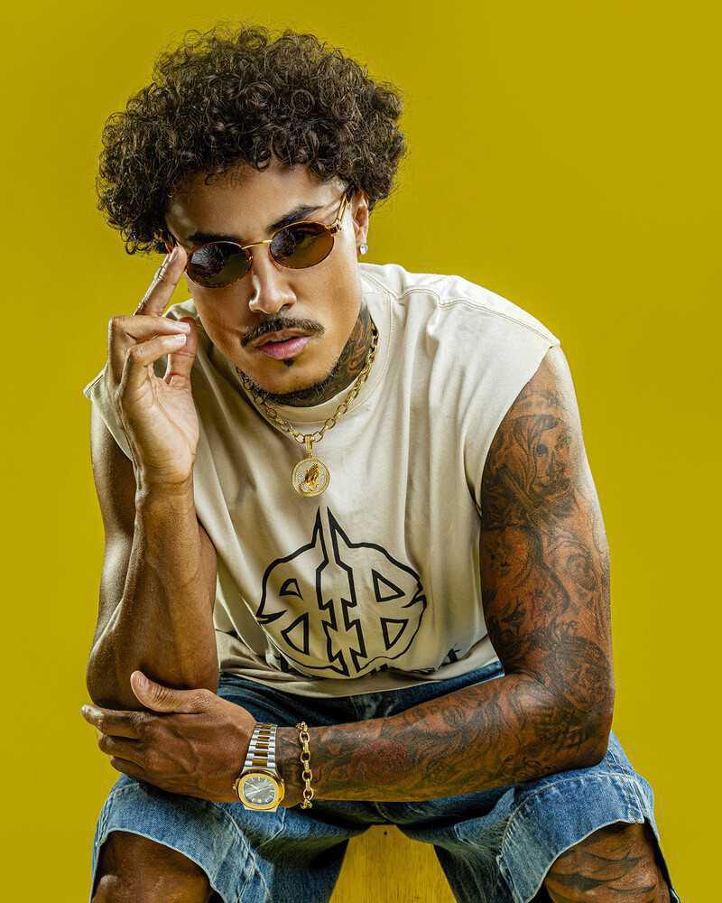 Mc Livinho conquista o Top 1 na Turquia com "Vidrado em Você" e se destaca em rankings internacionais Mc Livinho conquista o Top 1 na Turquia com "Vidrado em Você" e se destaca em rankings internacionais