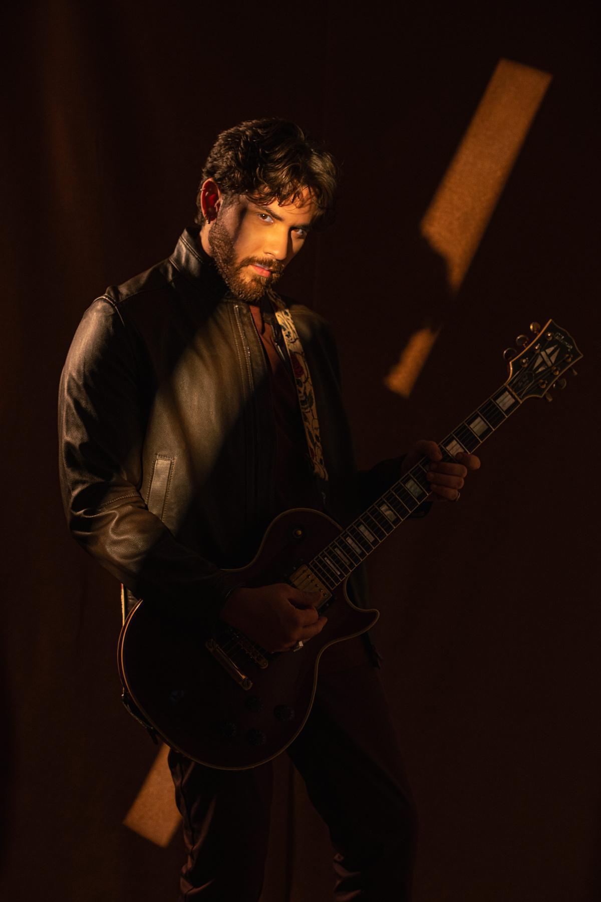 Gustavo Mioto anuncia datas de nova turnê intimista em capitais ao redor do país Gustavo Mioto anuncia datas de nova turnê intimista em capitais ao redor do país