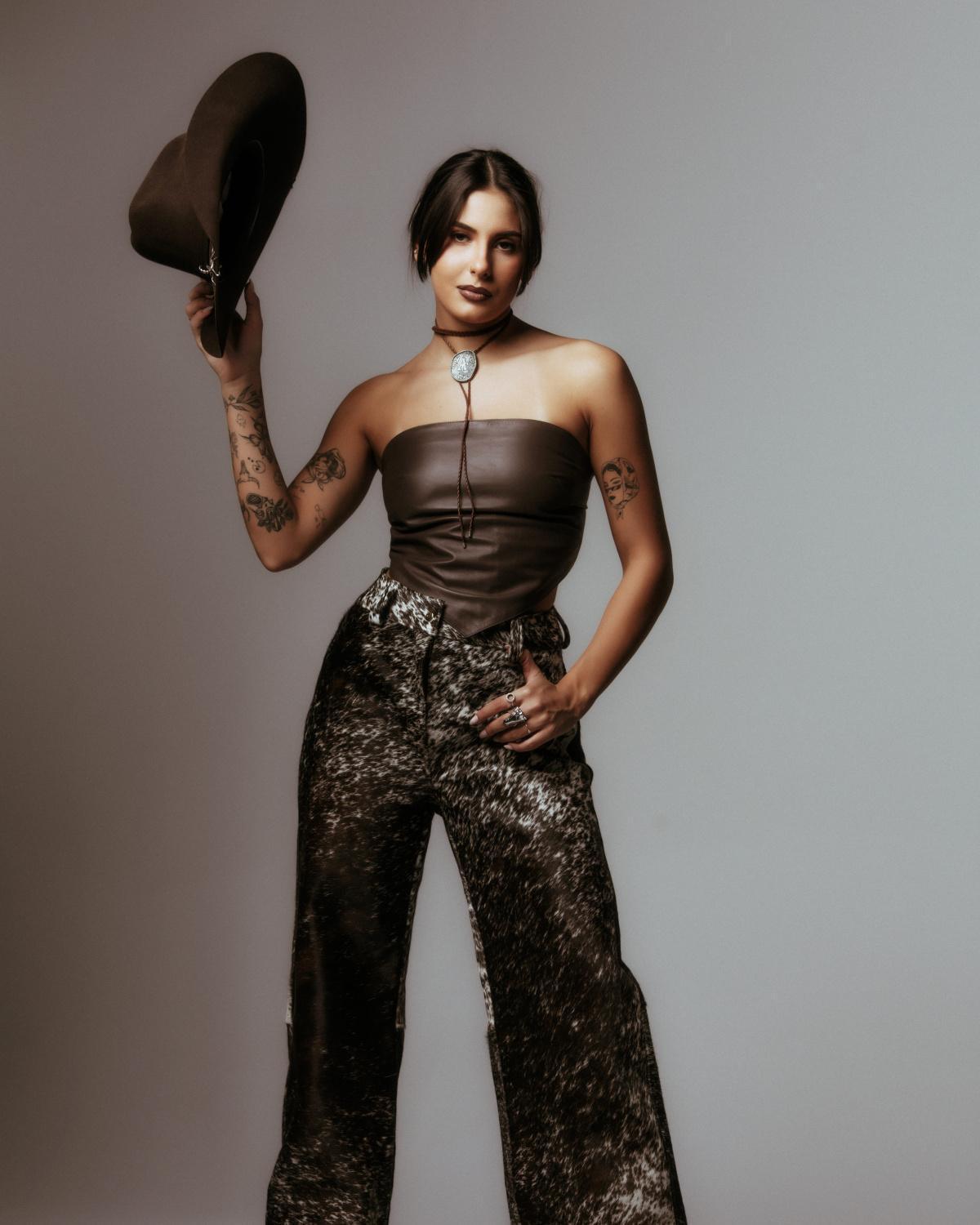 Ana Castela lança "Let's Go Rodeo" com participação de Diplo